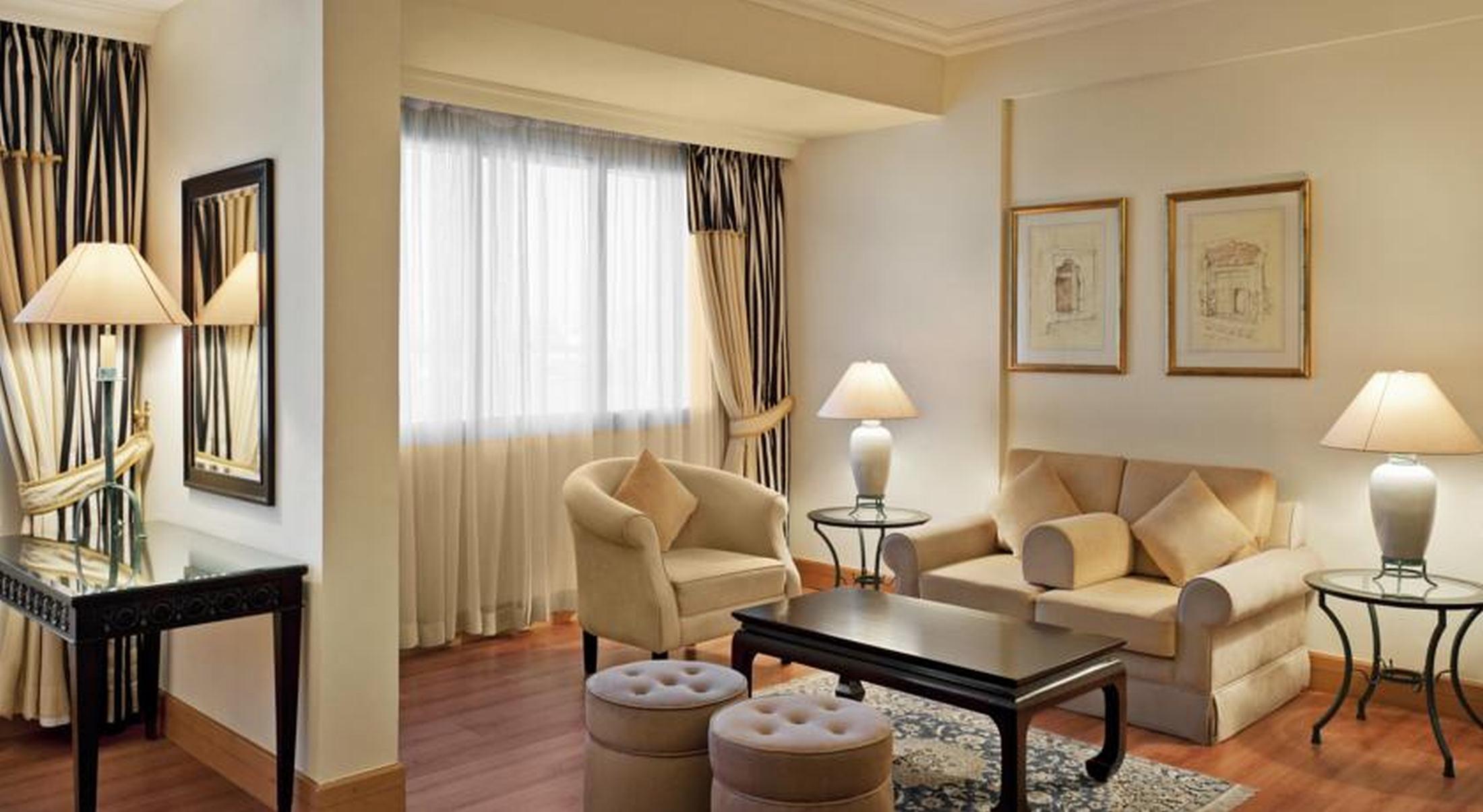 Grand Excelsior Hotel Deira Dubai Room photo